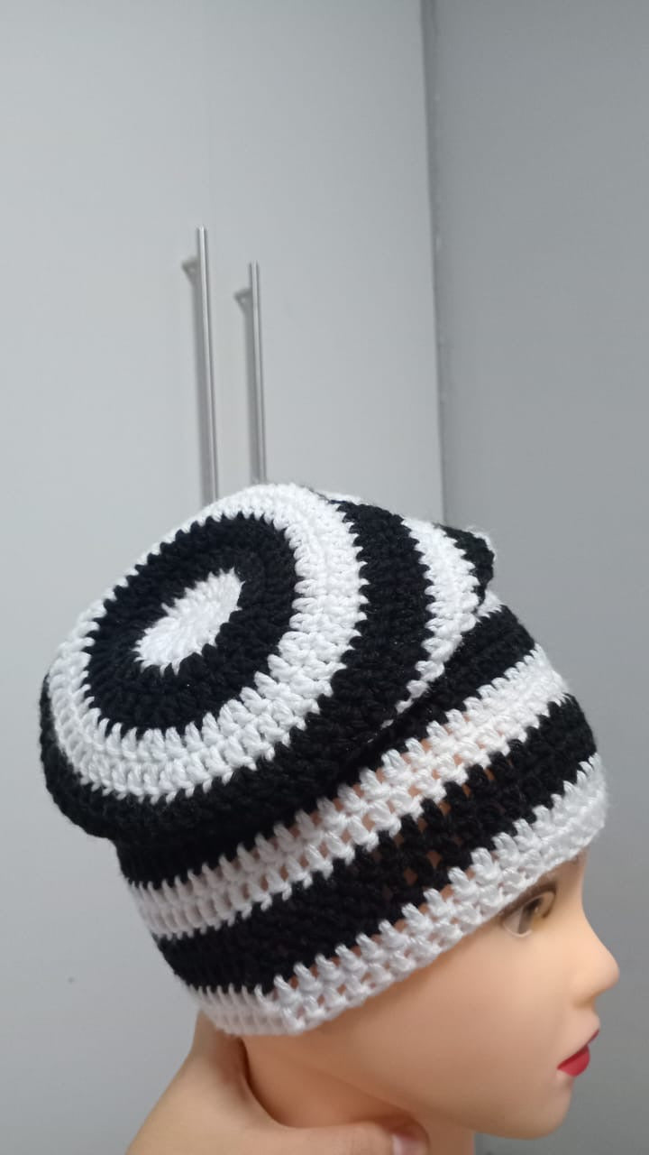 Stripe slouch beanie